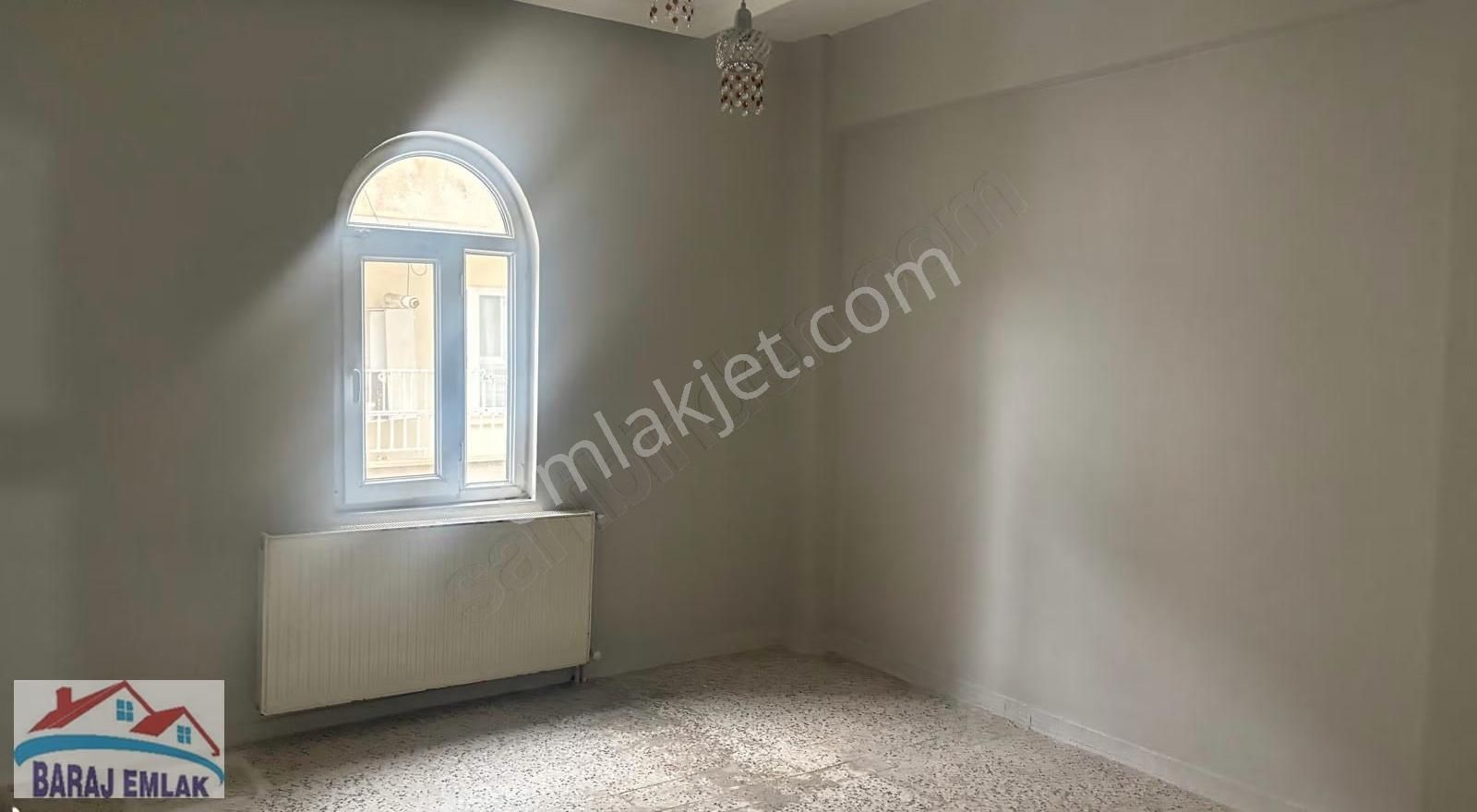 Baraj Emlak Şanmed Karşısı Yol Üzeri Kiralık Daire - Görsel 9