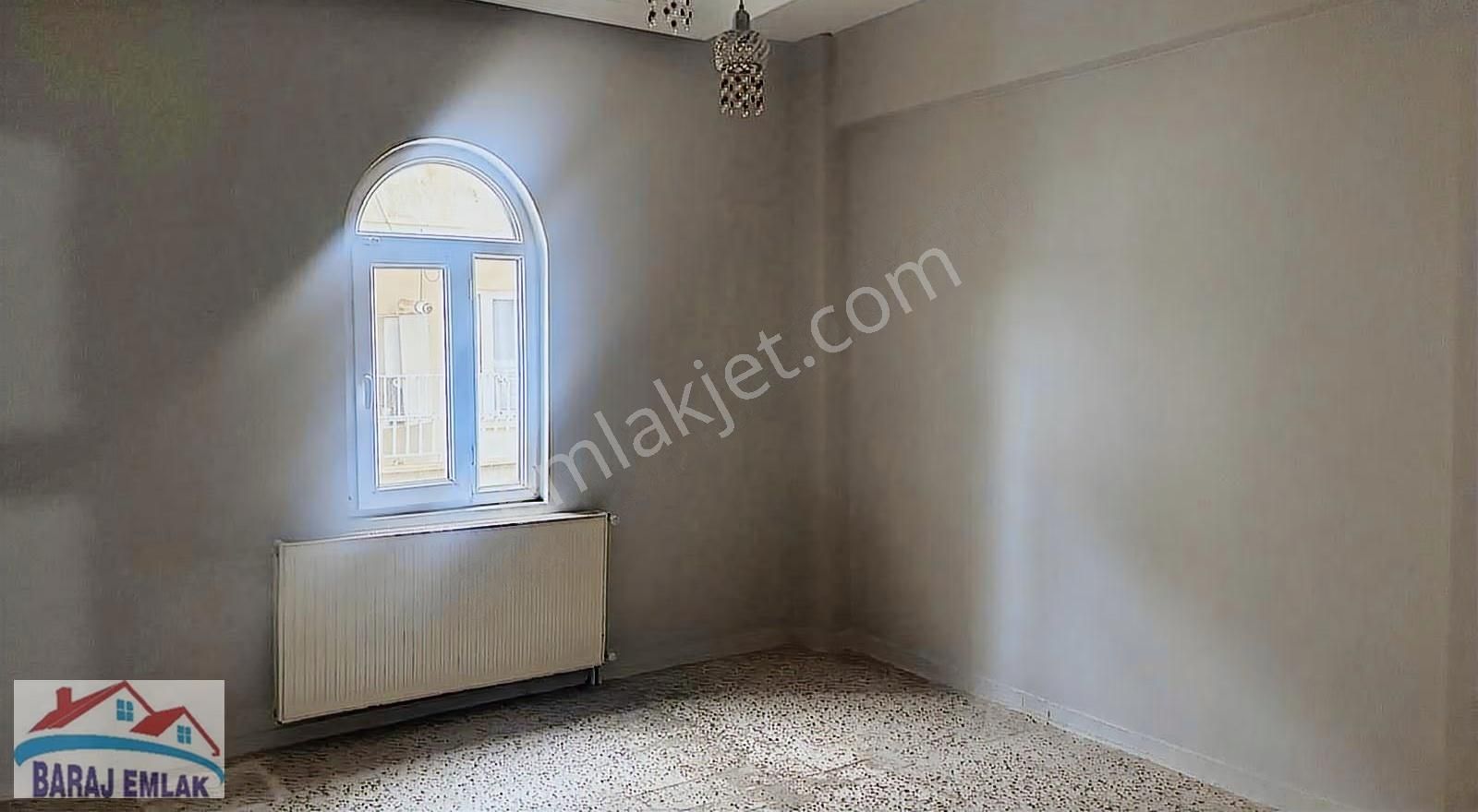 Baraj Emlak Şanmed Karşısı Yol Üzeri Kiralık Daire - Görsel 3