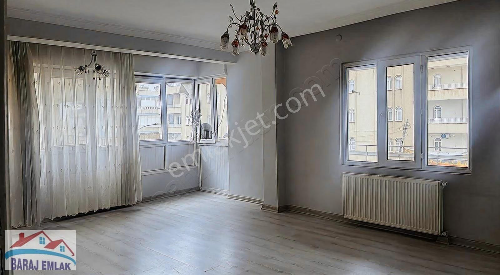 Baraj Emlak Şanmed Karşısı Yol Üzeri Kiralık Daire - Görsel 15
