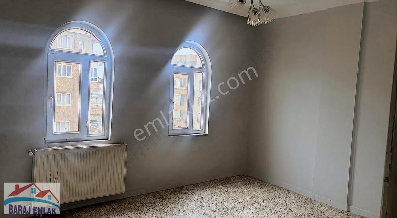 Baraj Emlak Şanmed Karşısı Yol Üzeri Kiralık Daire - Görsel 10