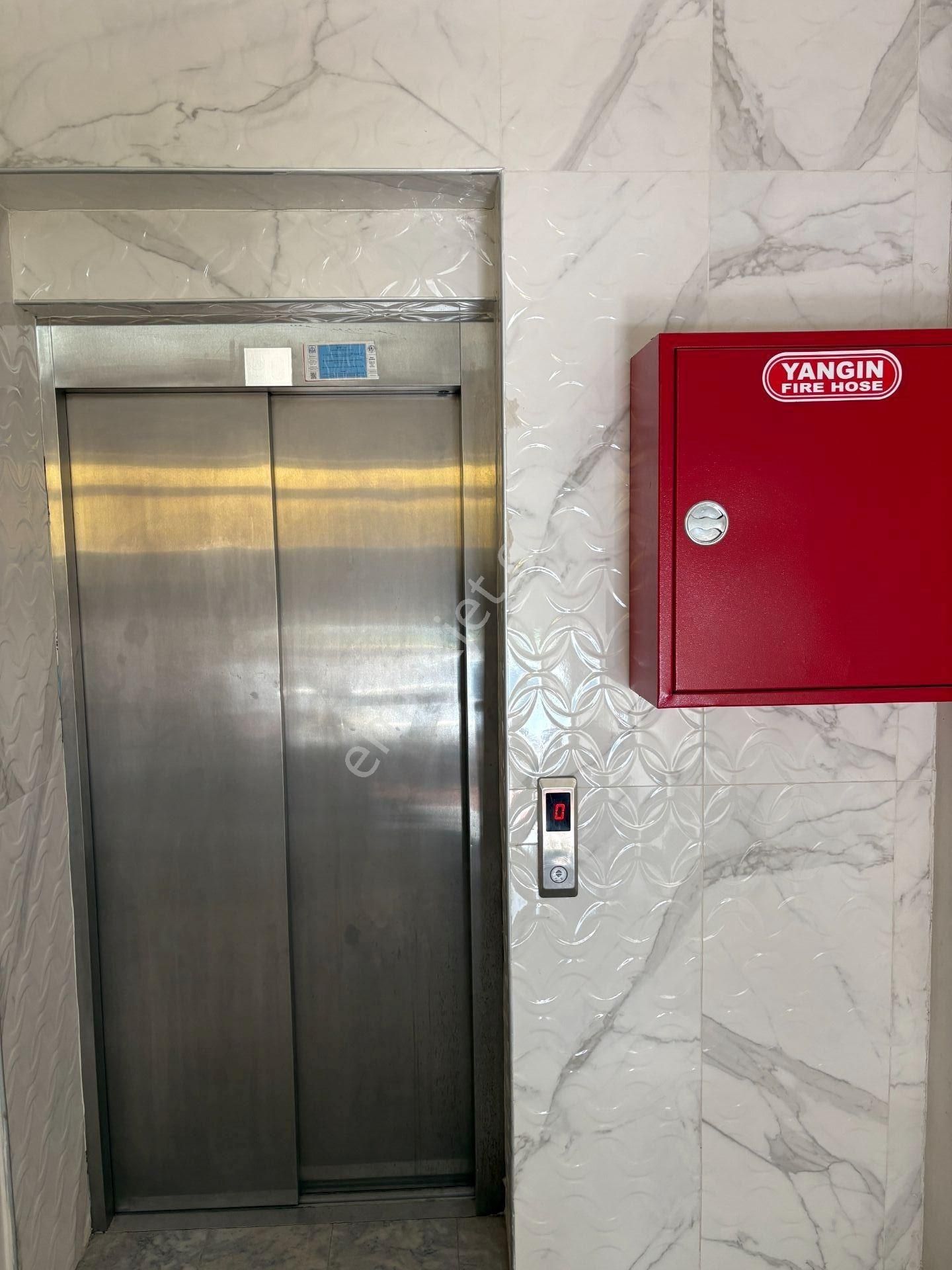 Güneş Mahallesinde 3+1 Doğalgazlı Yerden Isıtmalı Kiralık Daire - Görsel 23