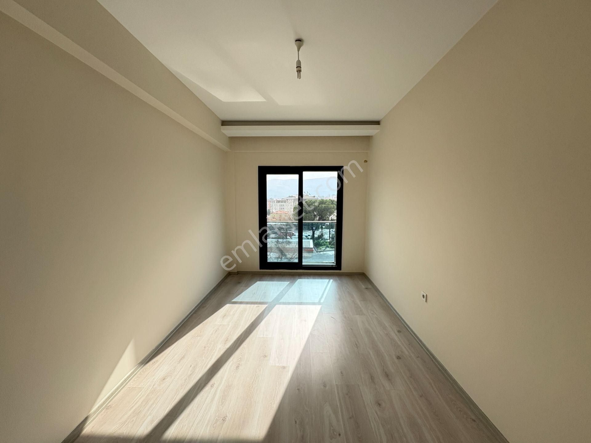 Güneş Mahallesinde 3+1 Doğalgazlı Yerden Isıtmalı Kiralık Daire - Görsel 15