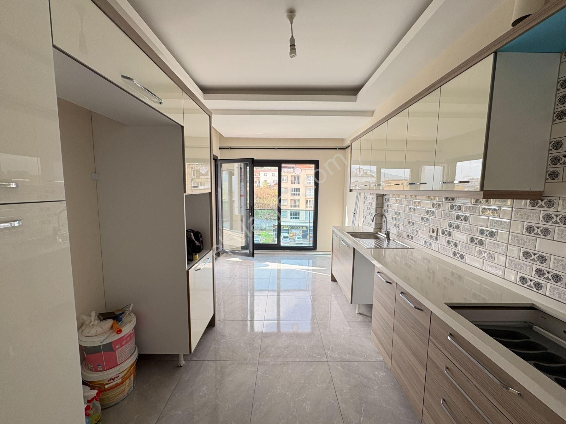 Güneş Mahallesinde 3+1 Doğalgazlı Yerden Isıtmalı Kiralık Daire - Görsel 7