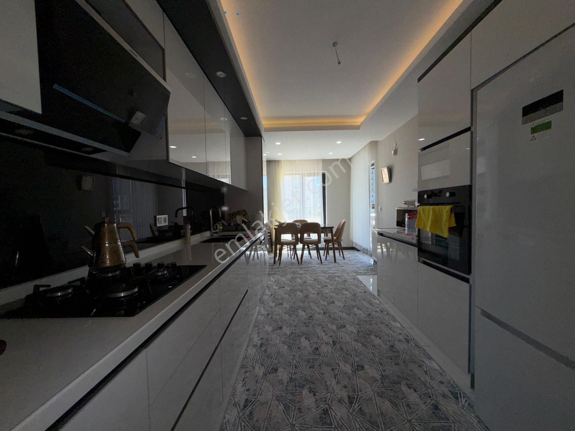 Nasip Emlak'tan Satılık 4+1 Site İçerisinde Kpl. Otoparklı Daire - Görsel 3