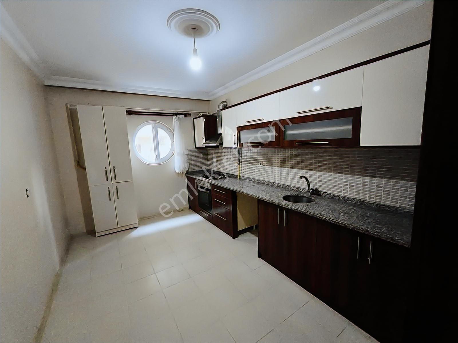 Remax Natural Den Topçularda Satılık 3+1 - Görsel 17