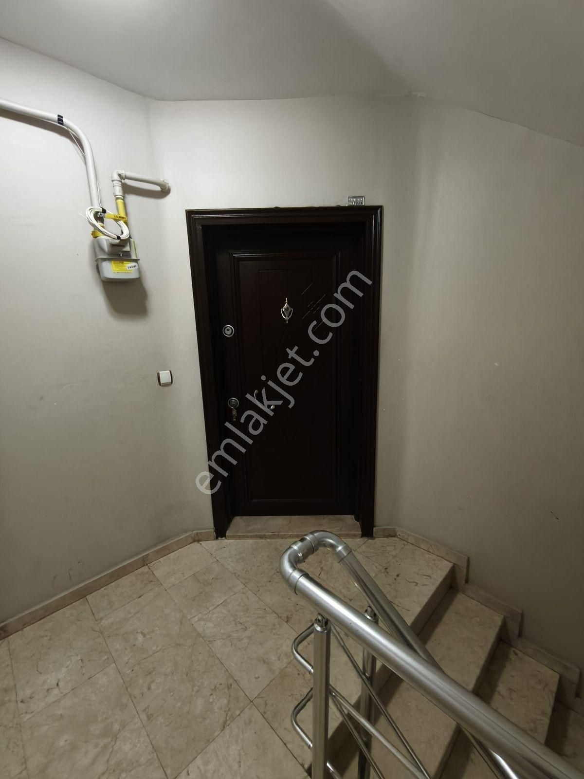 Remax Natural Den Topçularda Satılık 3+1 - Görsel 18