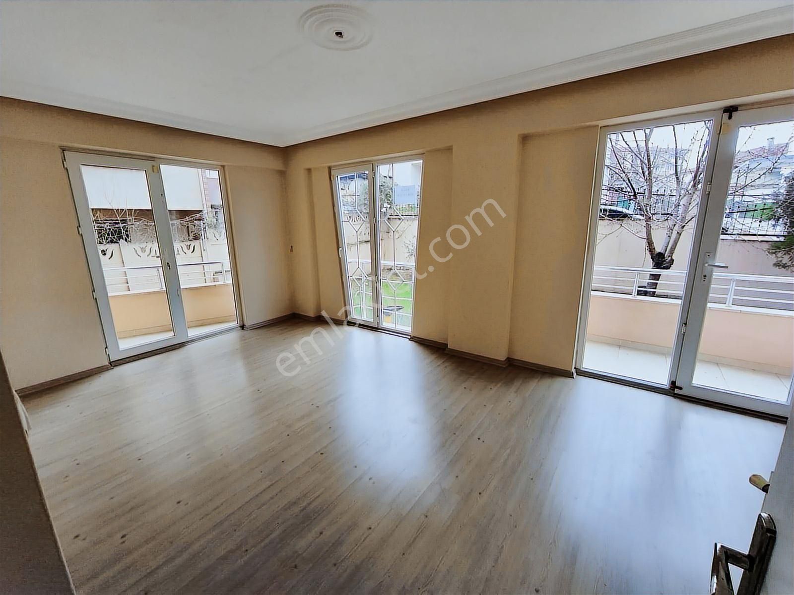 Remax Natural Den Topçularda Satılık 3+1 - Görsel 9
