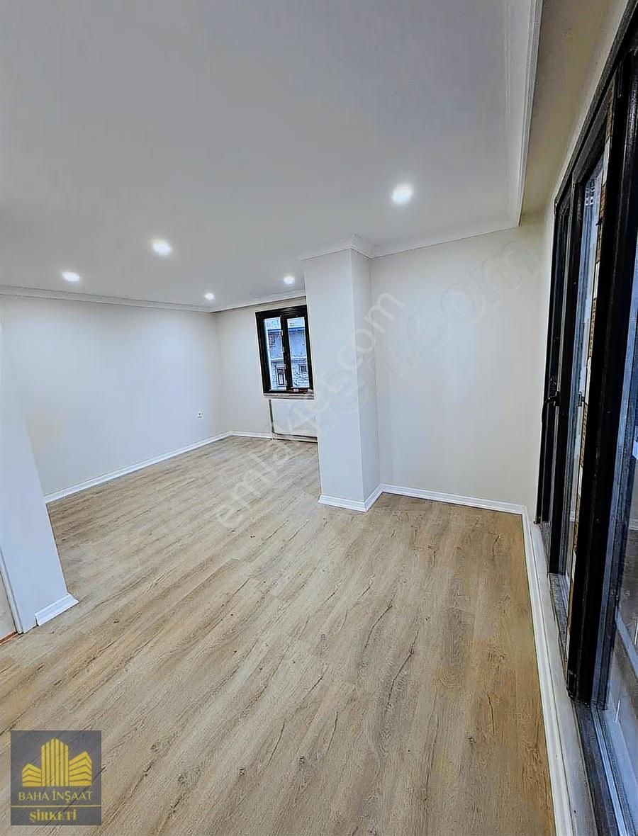Arnavutköy İslambey'de Satılık Lüks 4+2 Ters Dubleks Daire - Görsel 15