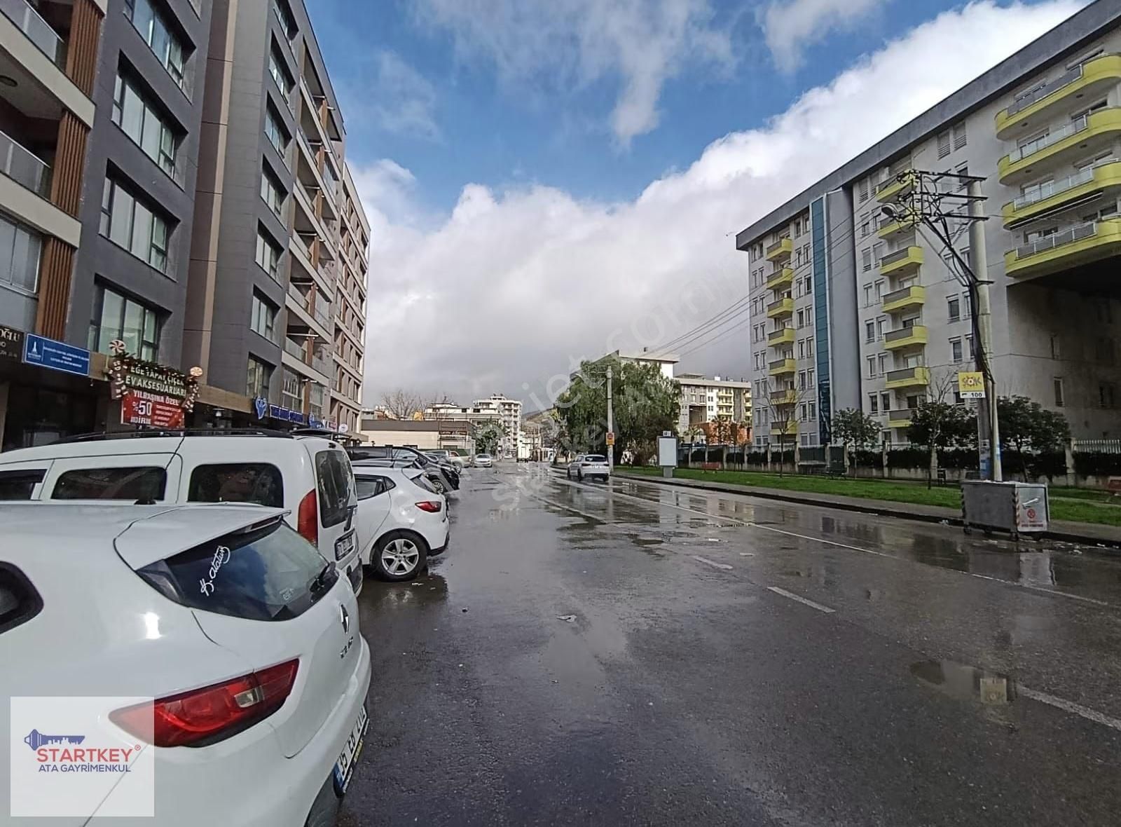 Karşiyaka Örnekköy'de Lavida Park Evlerinde Kiralık 3+1 Daire - Görsel 10