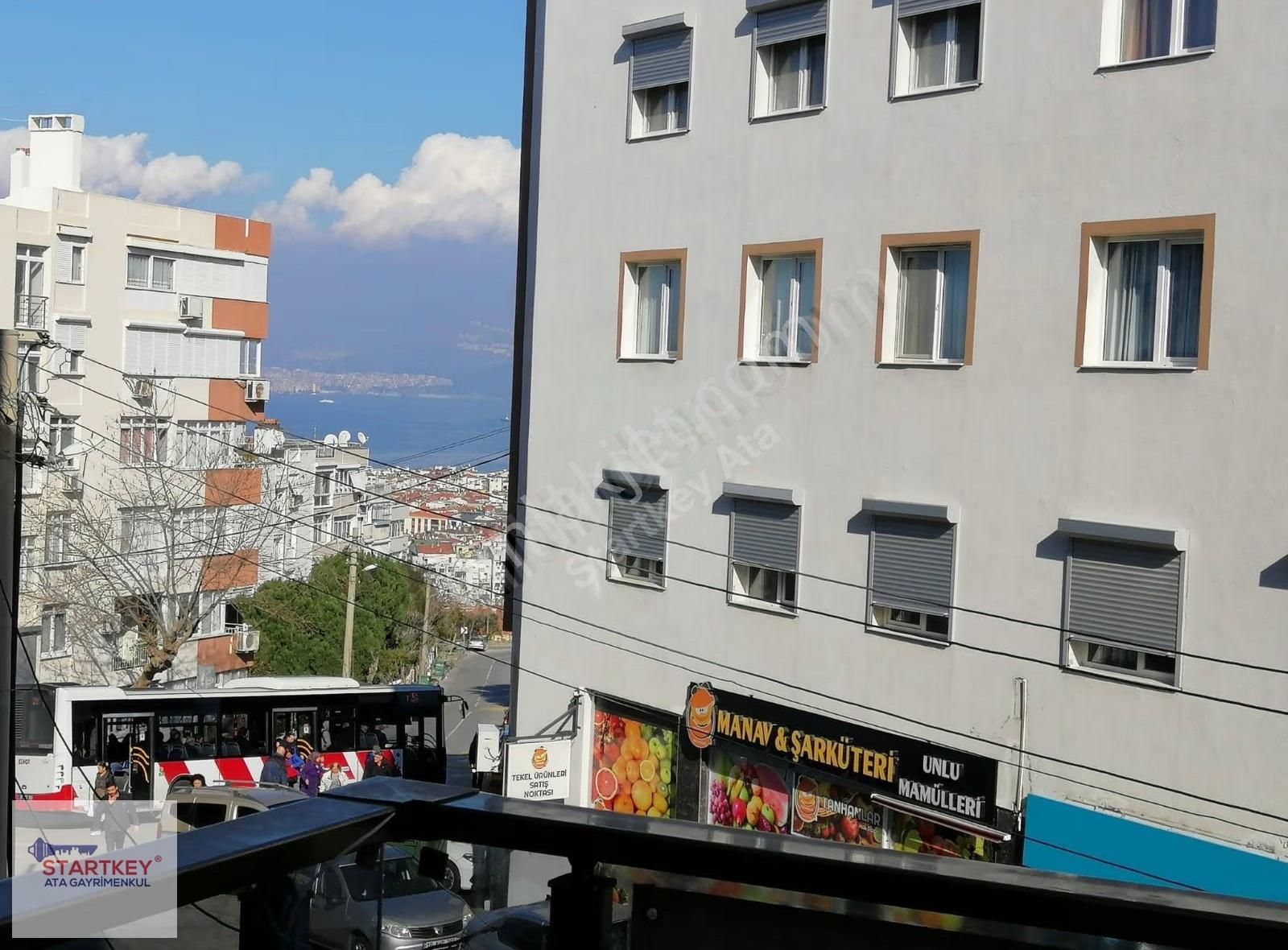 Karabağlar Esentepe Mahallesi'nde 2+1 Kiralık Daire