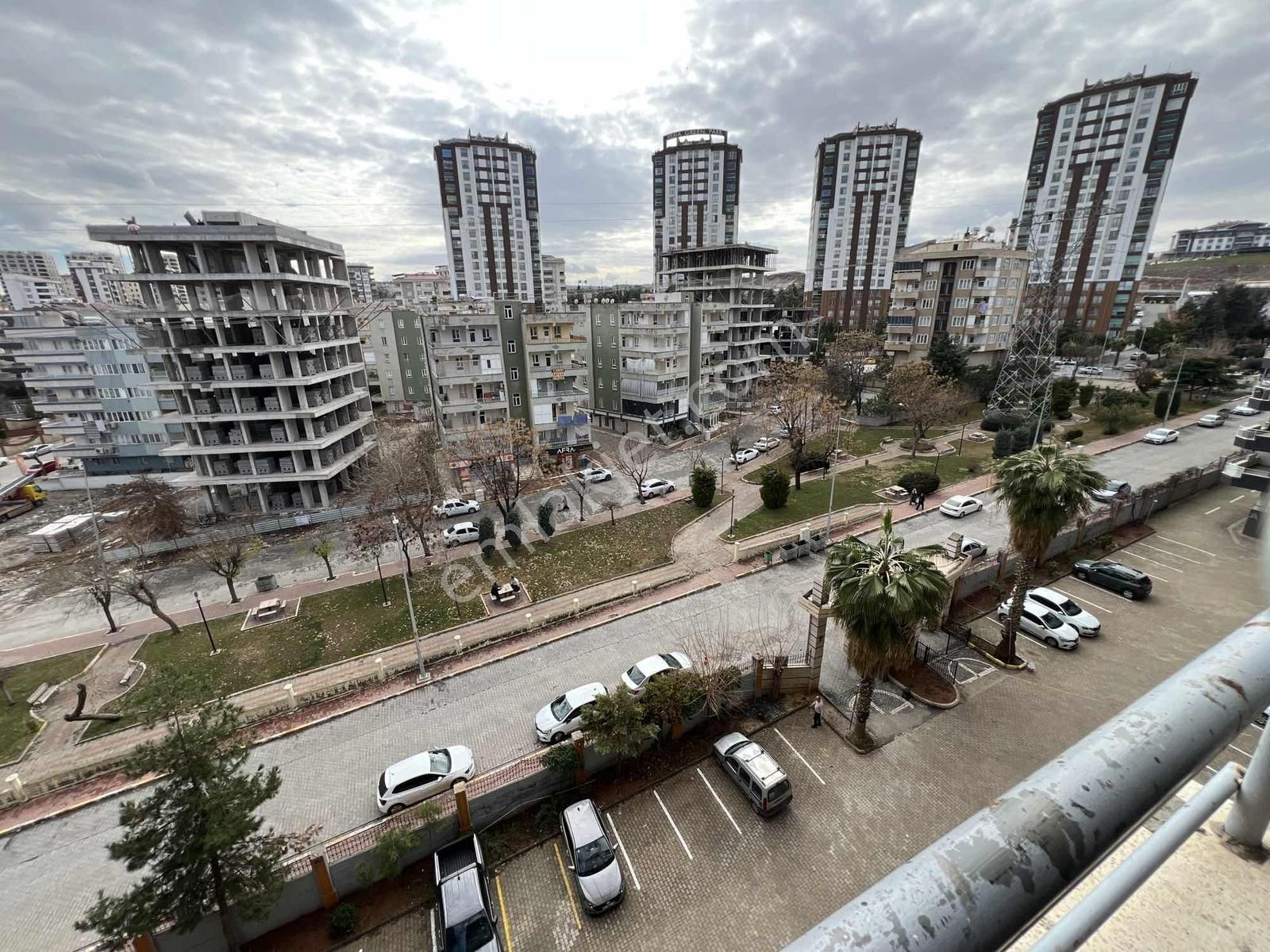 Karaköprü Karşıyakada Satılık 4+1 Daire - Görsel 32