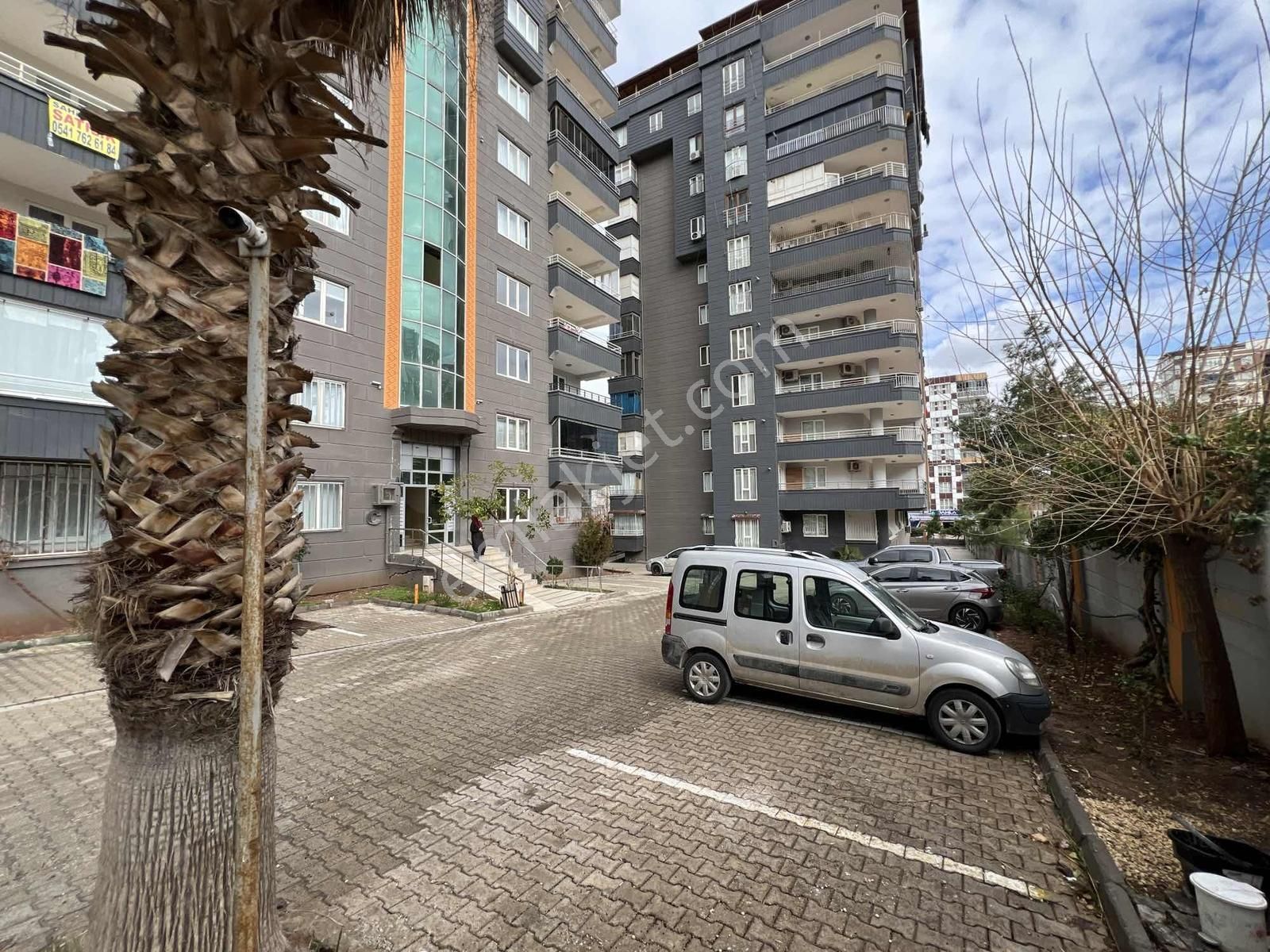 Karaköprü Karşıyakada Satılık 4+1 Daire - Görsel 13