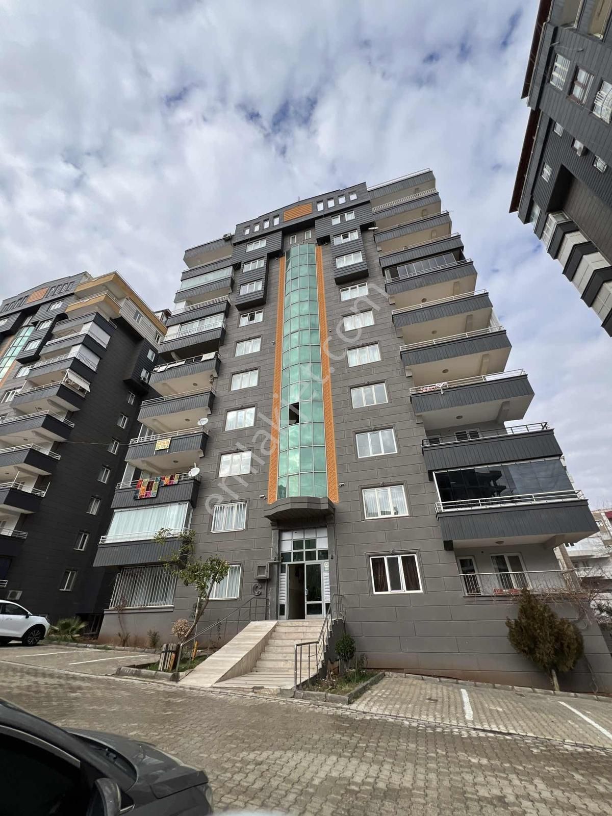 Karaköprü Karşıyakada Satılık 4+1 Daire - Görsel 14