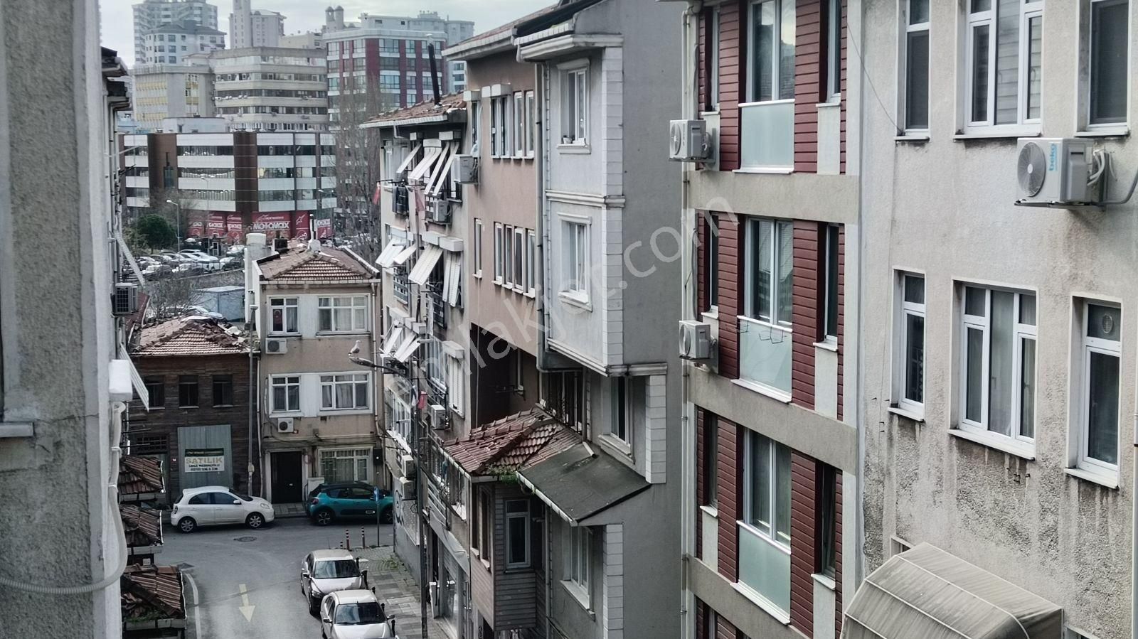 İbar Emlaktan Kadıköy Hasanpaşada Kiralık 2+1 Daire - Görsel 3