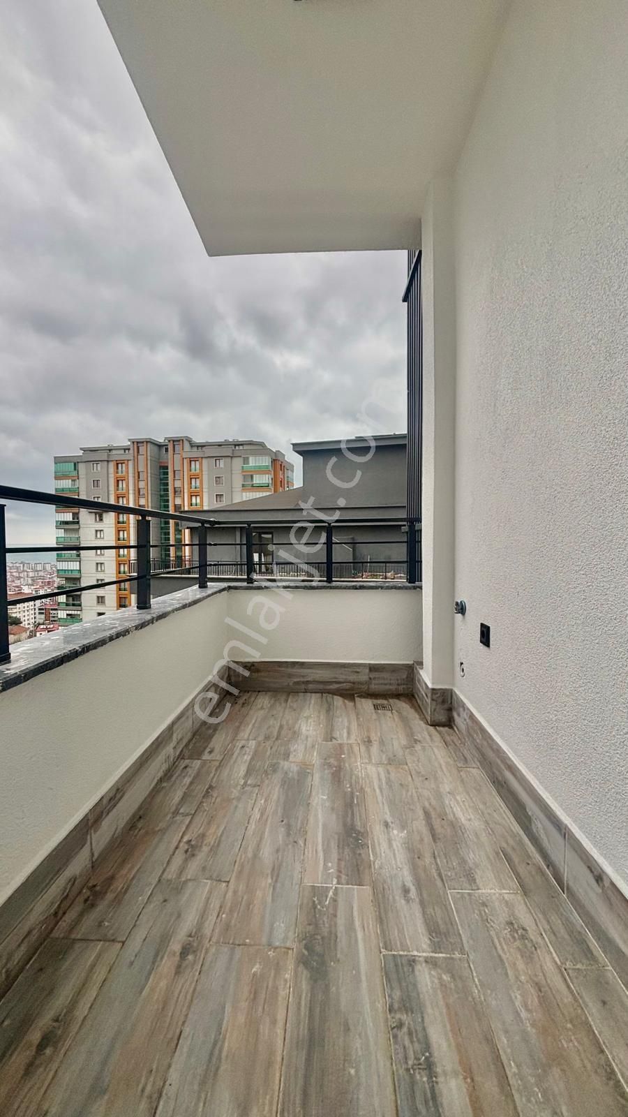 Mavi Atlas'tan Atakum Küçükkolpınarda Deniz Manzaralı Lüks 3+1 - Görsel 15