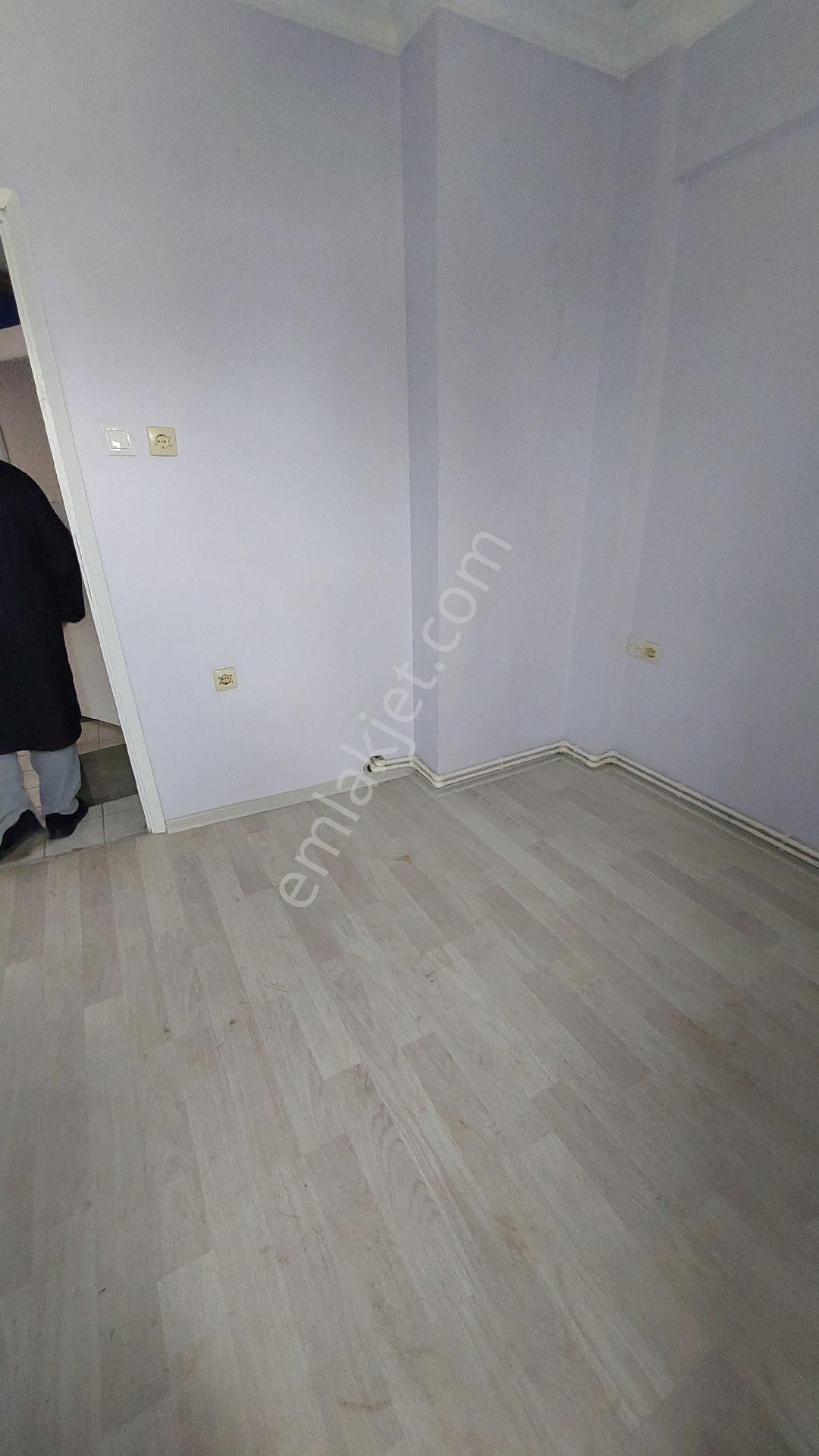 Mudanya Merkezde 2+1 Kiralik Temız Daıre - Görsel 3
