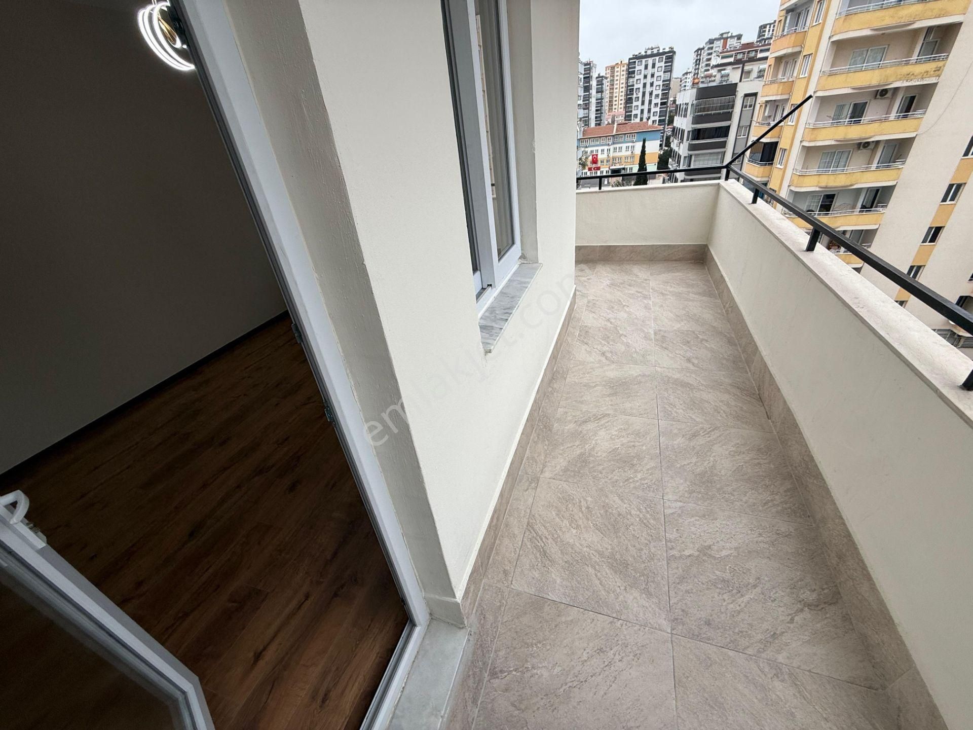 İz'den Bulvara 50 Mt, İçi Sıfır Yapılmış Daire. İlk Siz Oturun!! - Görsel 14