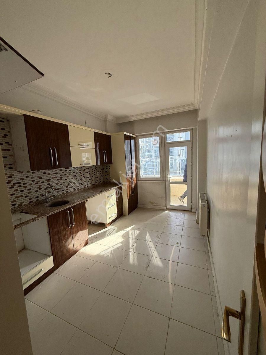 Bülbülzade Mh Satlık 3+1 Daire Su Yoluna Yakın Konumda - Görsel 2