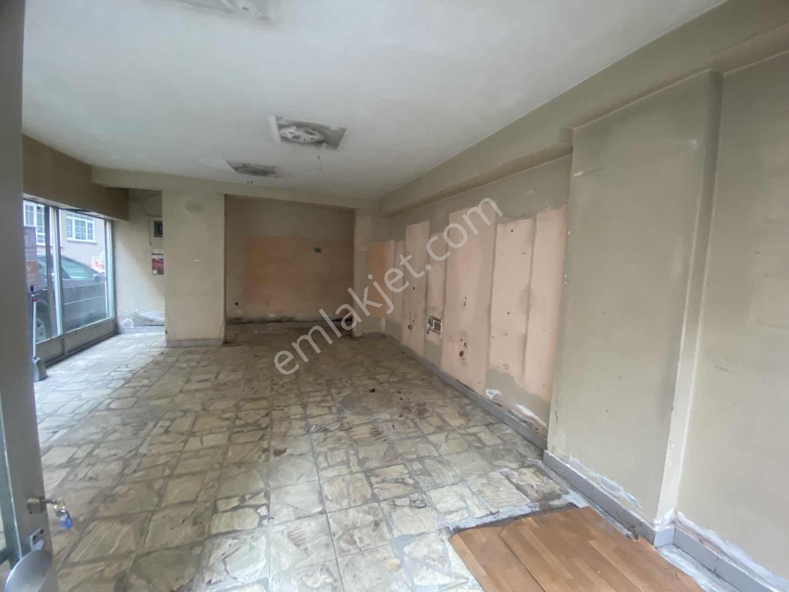 Kemerkayada Kiralık Dükkan - Görsel 11