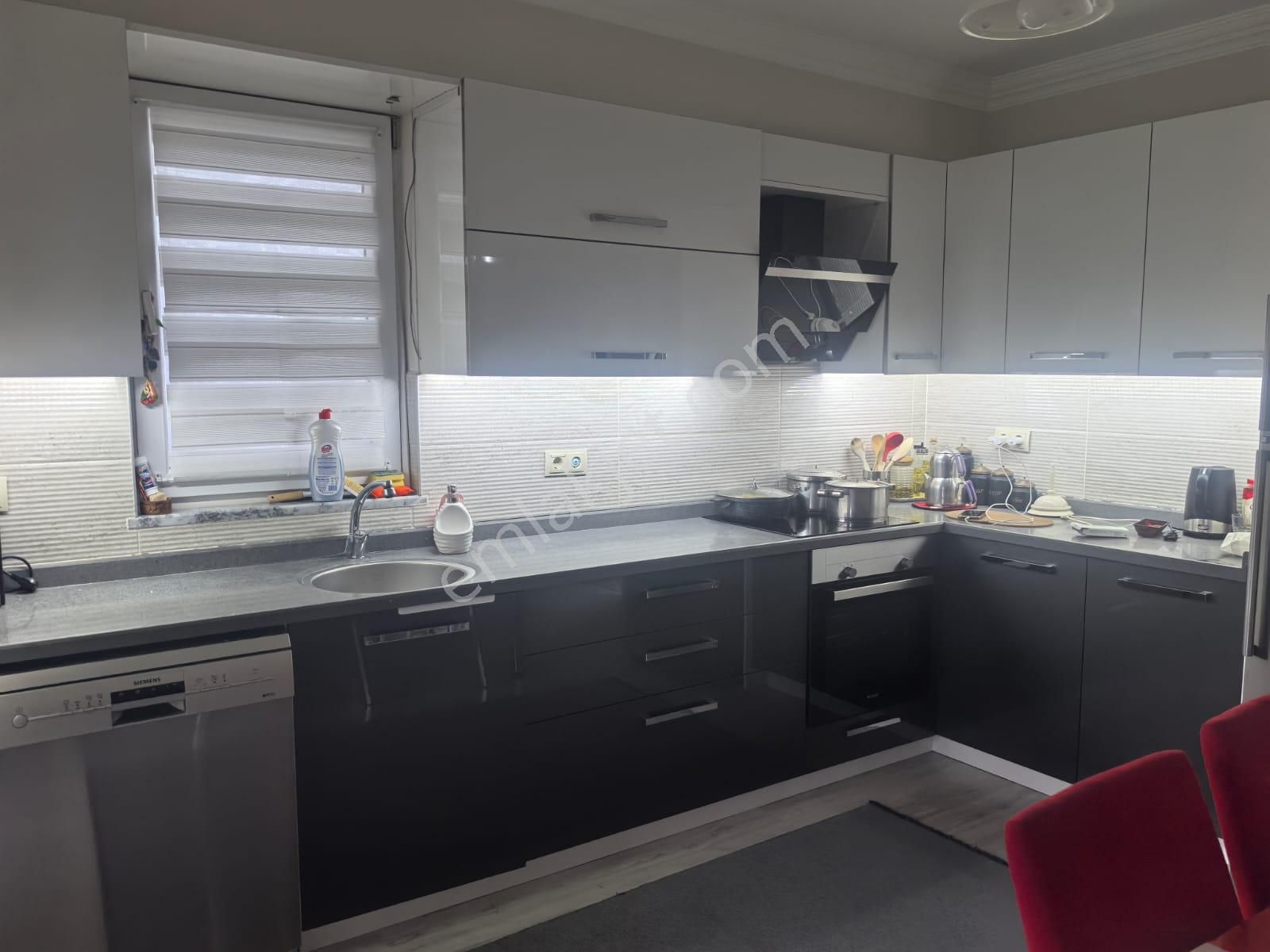 Cumhuriyet De 2. Kat 3+1 Daire Satılık - Görsel 8