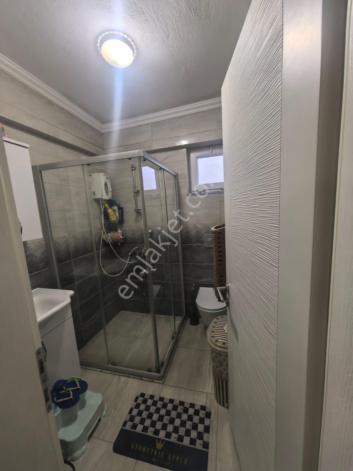 Cumhuriyet De 2. Kat 3+1 Daire Satılık - Görsel 3