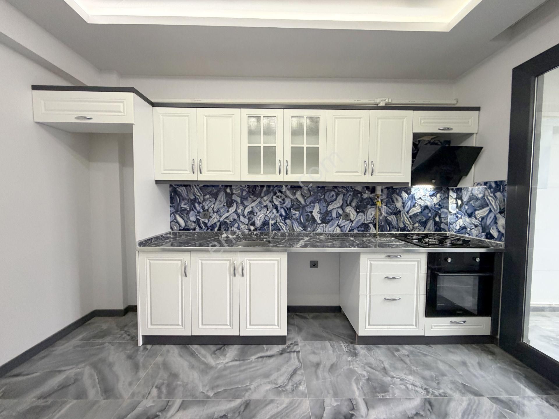 🟣 Güç Gayrimenkul'den Akçay'da Ön Cephe Ara Kat Cam Balkonlu Kombili 2+1 Daire - Görsel 10