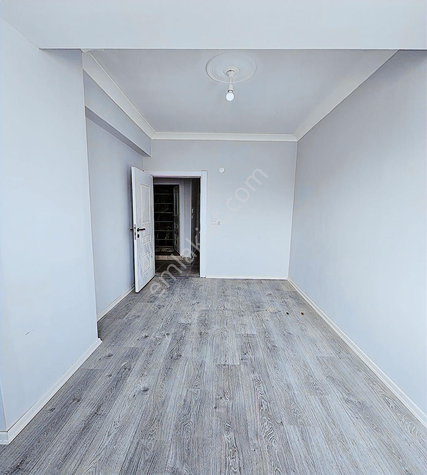 İstasyon Mah. Site İçi 2+1 Kapalı Otoparklı Ankastreli Sıfır - Görsel 4