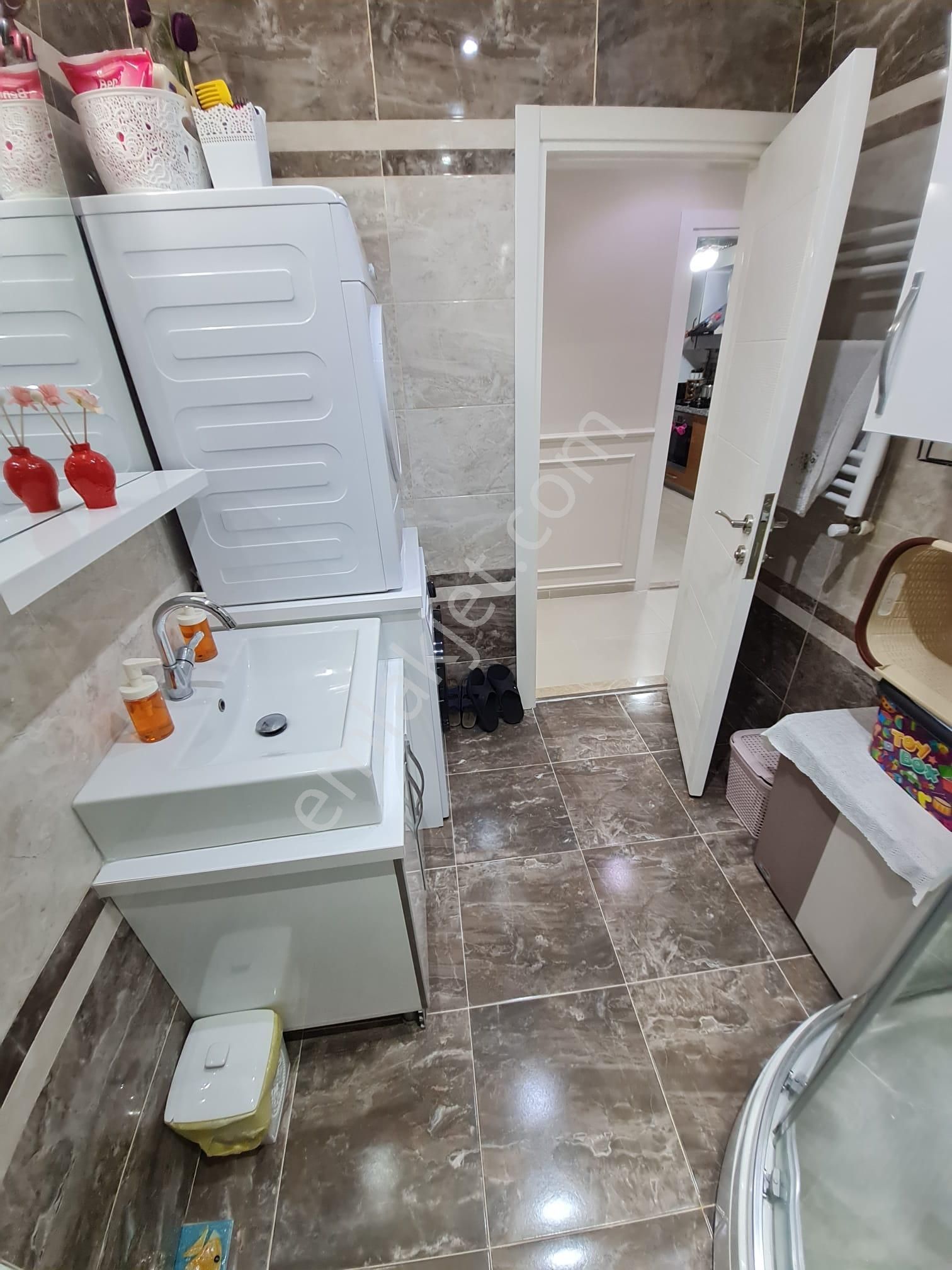 Ataşehir İnönüde 7 Yıllık Binada 95m2 2+1 Satılık Yüksek Giriş - Görsel 21