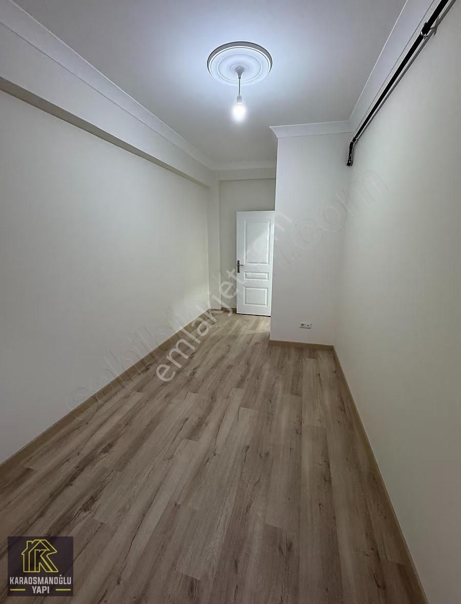 Karaosmanoğlu'ndan Demirkapı Caddesine Köşe 95 M2 Balkonlu 3+1 - Görsel 17