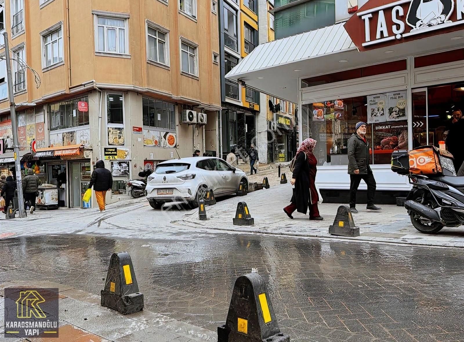 Karaosmanoğlu'ndan Demirkapı Caddesine Köşe 200 M2 Depolu Mağaza - Görsel 19