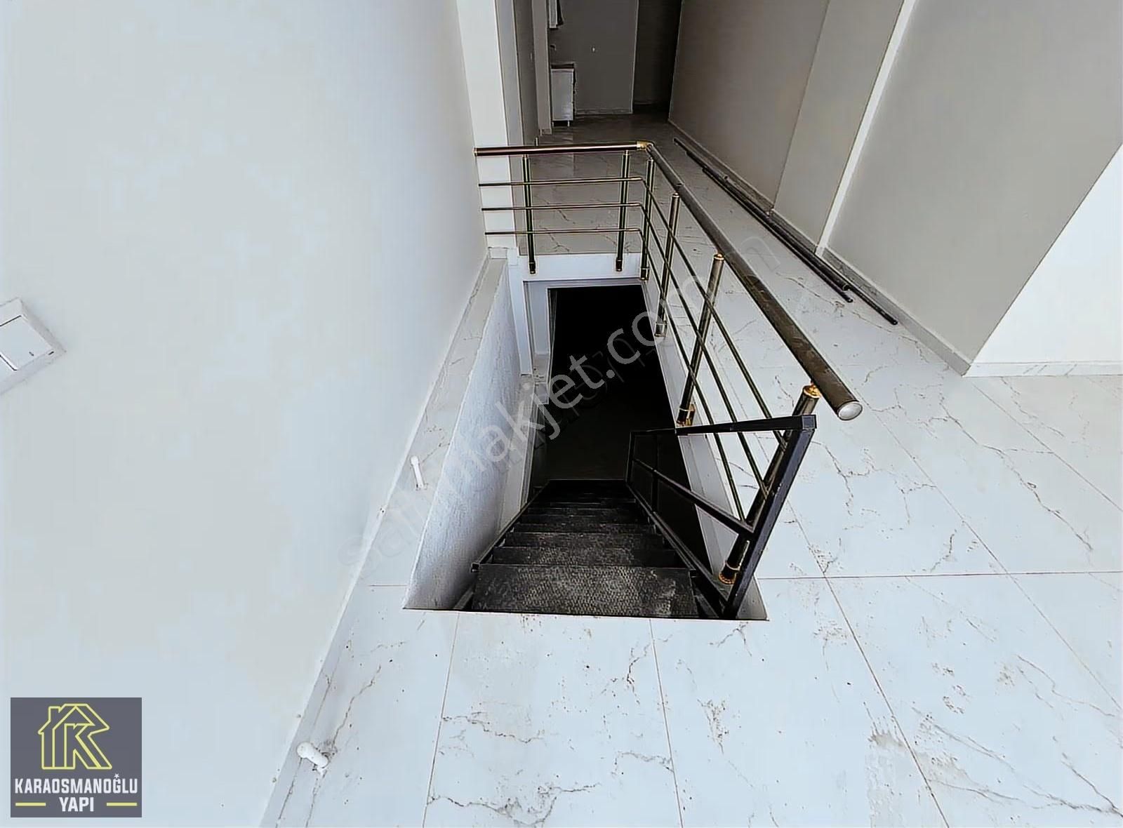 Karaosmanoğlu'ndan Demirkapı Caddesine Köşe 200 M2 Depolu Mağaza - Görsel 16