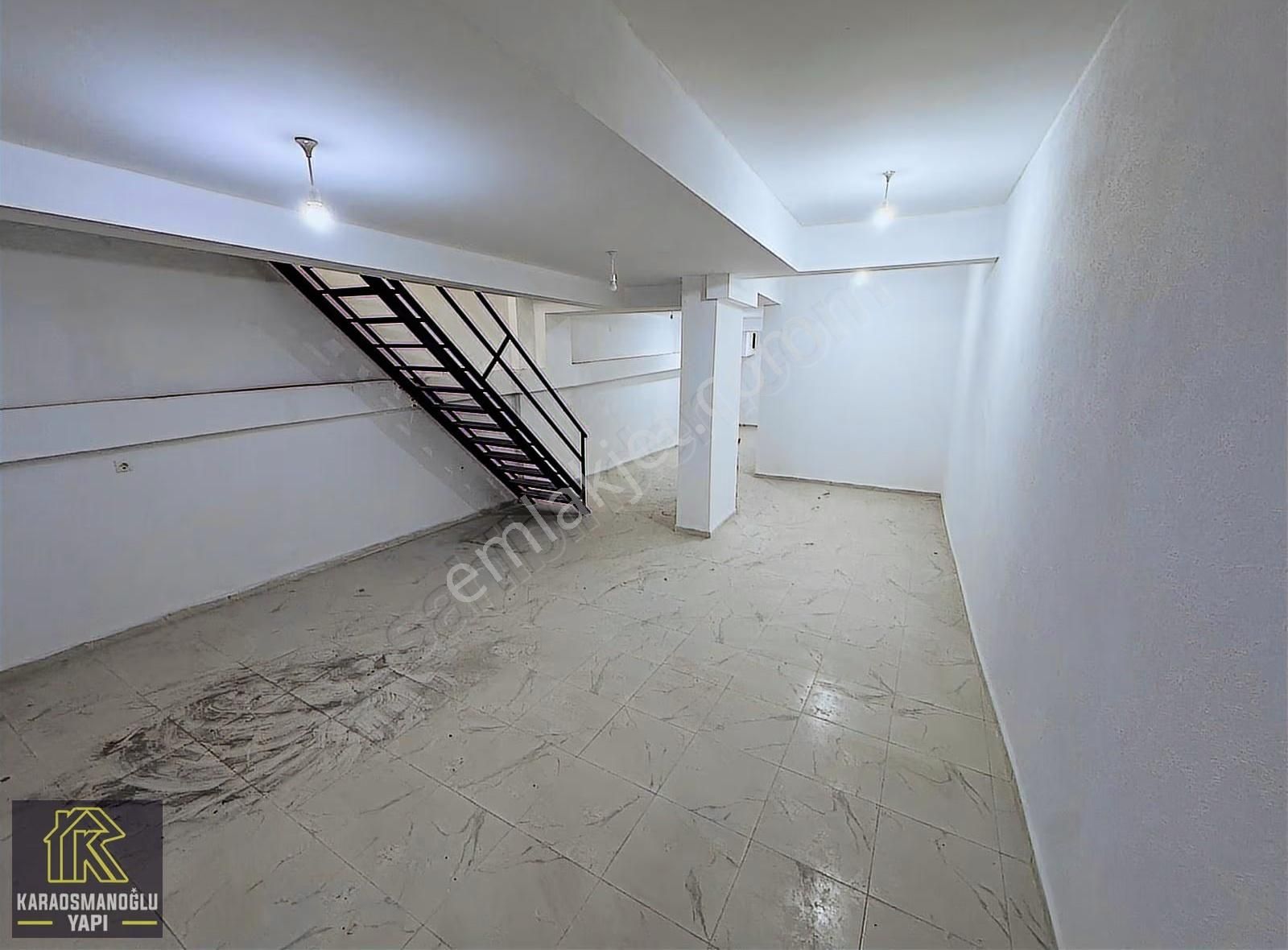 Karaosmanoğlu'ndan Demirkapı Caddesine Köşe 200 M2 Depolu Mağaza - Görsel 11