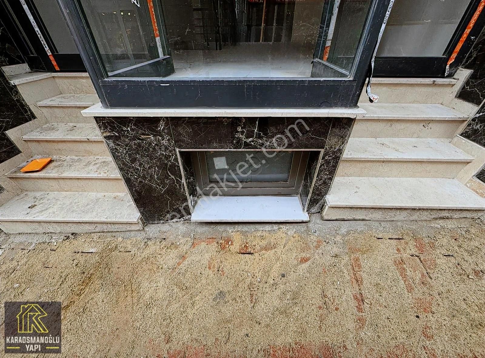 Karaosmanoğlu'ndan Demirkapı Caddesine Köşe 200 M2 Depolu Mağaza - Görsel 2