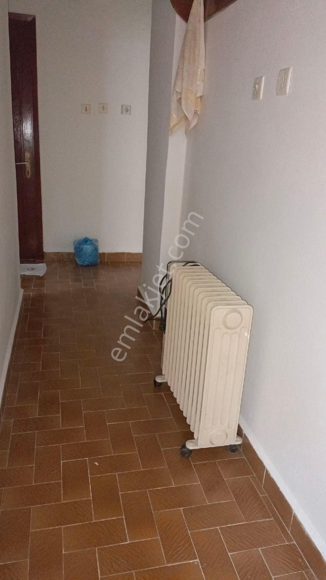 Güzelyalı Güven Emlaktan Kiralık 2+1 Merkezi Konum Daire - Görsel 14
