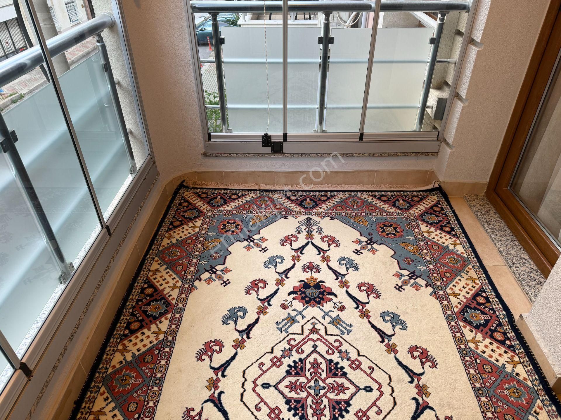 Karşıyaka Yalı Mahallesinde Satılık 2 +1 Lüx Daire ( Özel 7 M2 Ayrıyeten Odası Mevcut ) - Görsel 4