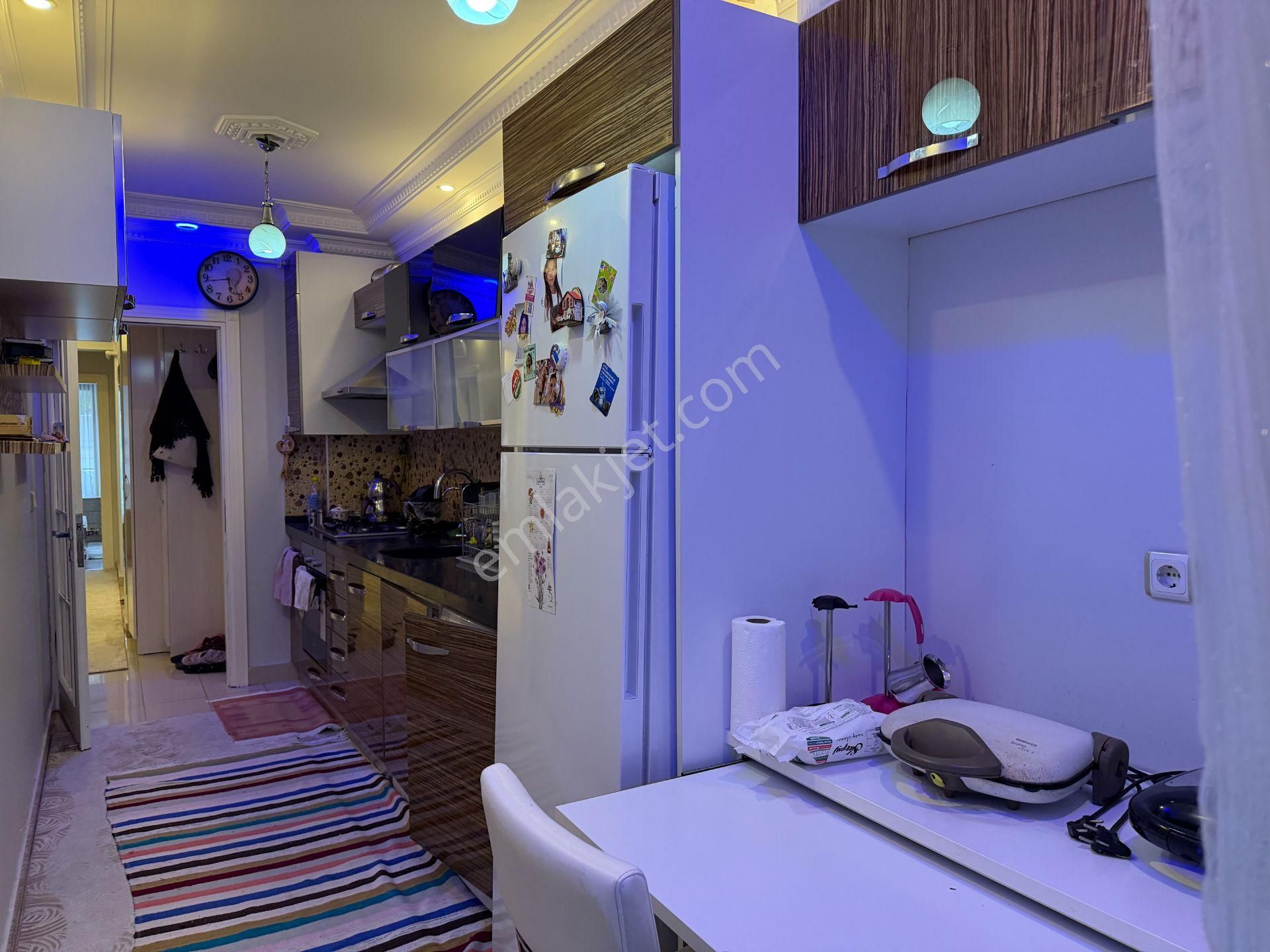 Karşıyaka Yalı Mahallesinde Satılık 2 +1 Lüx Daire ( Özel 7 M2 Ayrıyeten Odası Mevcut ) - Görsel 6