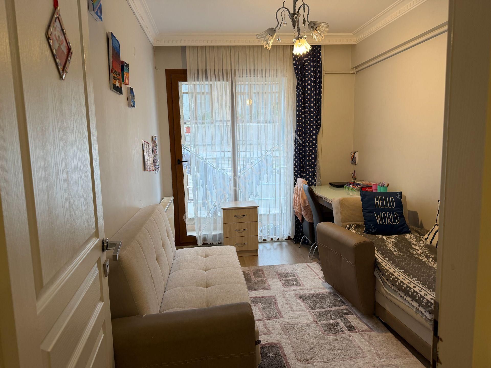 Karşıyaka Yalı Mahallesinde Satılık 2 +1 Lüx Daire ( Özel 7 M2 Ayrıyeten Odası Mevcut ) - Görsel 21