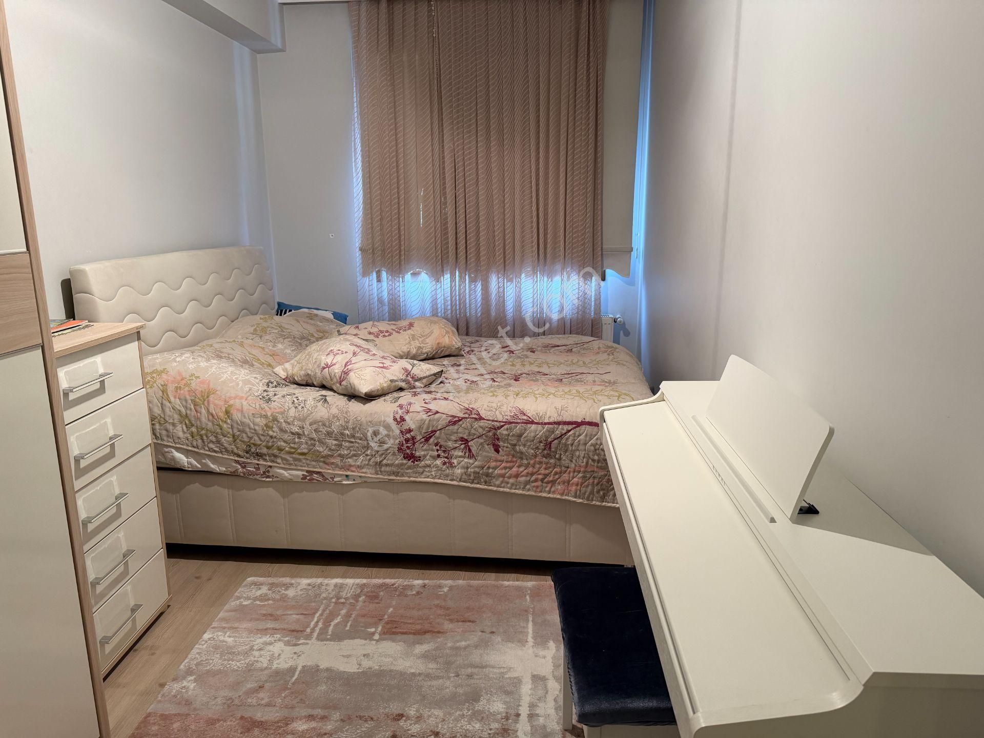 Karşıyaka Yalı Mahallesinde Satılık 2 +1 Lüx Daire ( Özel 7 M2 Ayrıyeten Odası Mevcut ) - Görsel 26