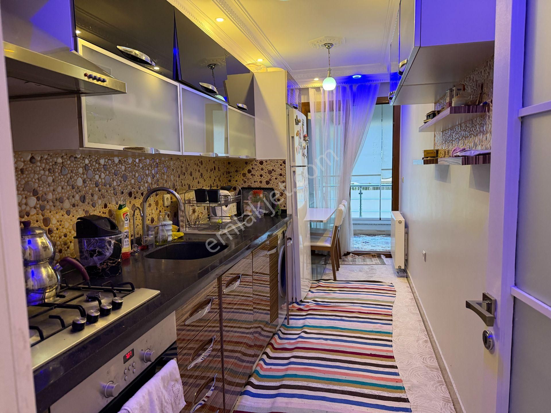 Karşıyaka Yalı Mahallesinde Satılık 2 +1 Lüx Daire ( Özel 7 M2 Ayrıyeten Odası Mevcut ) - Görsel 7