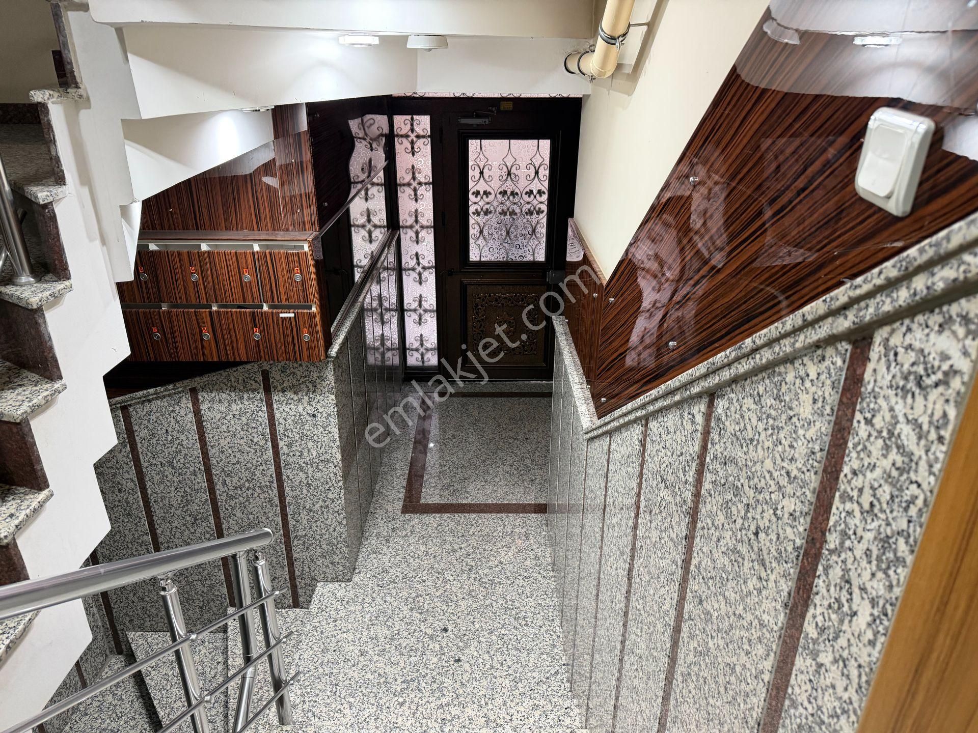 Karşıyaka Yalı Mahallesinde Satılık 2 +1 Lüx Daire ( Özel 7 M2 Ayrıyeten Odası Mevcut ) - Görsel 33