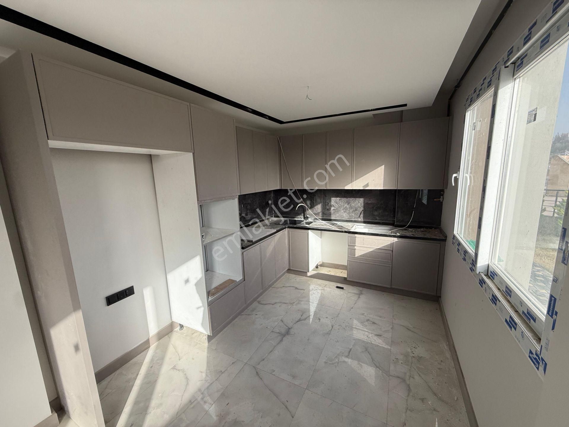 İz'den Kabasakal'da Yatay Mimari 2+1 Kaçmaz Daire