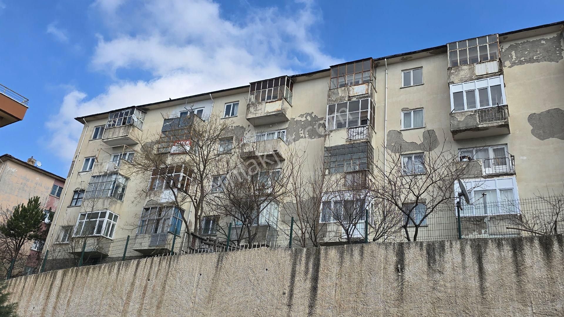 Gülveren Mah 1+1 Kat 'ta Ön Cephe Pazarlıklı - Görsel 6