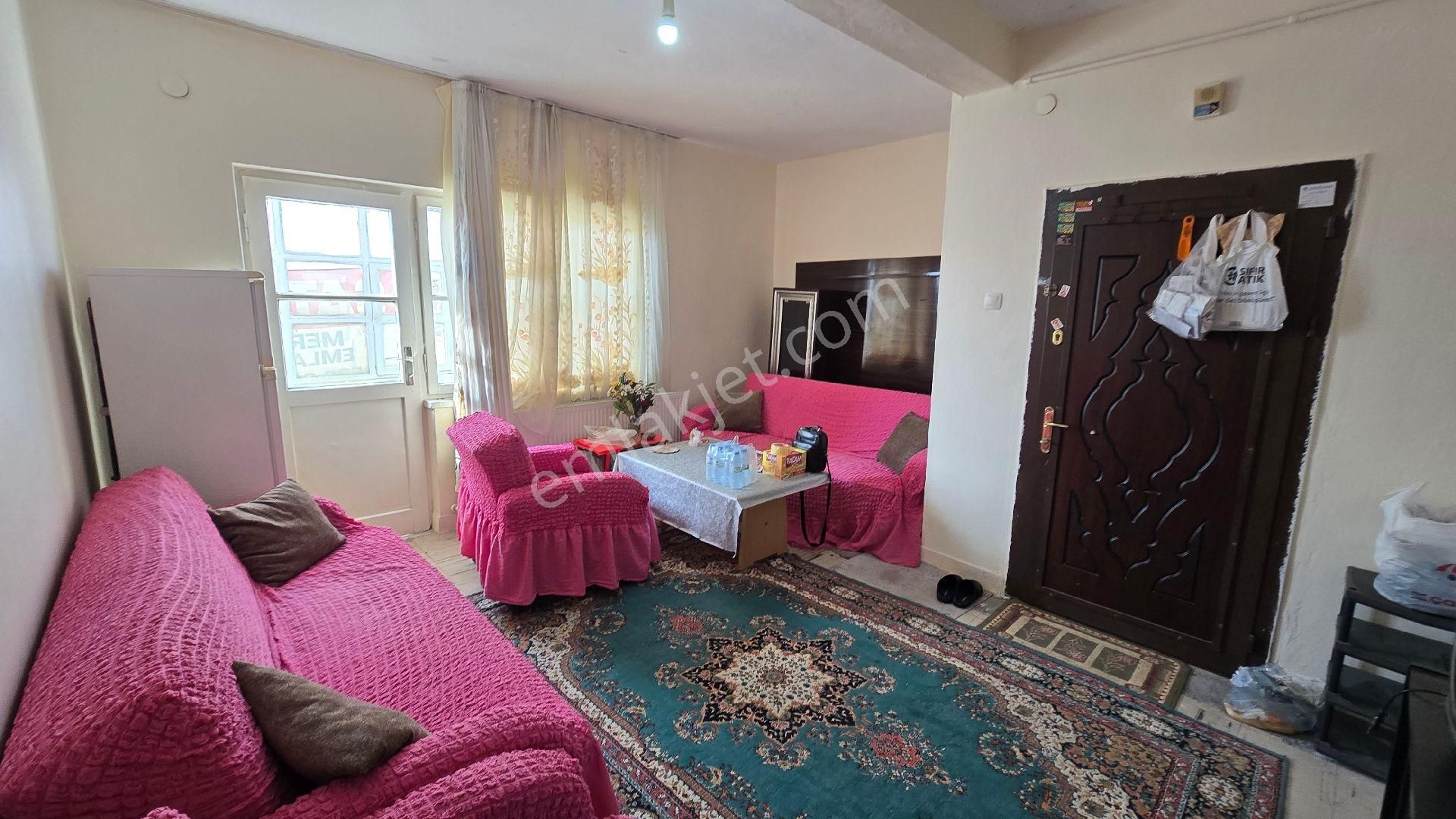 Gülveren Mah 1+1 Kat 'ta Ön Cephe Pazarlıklı - Görsel 16