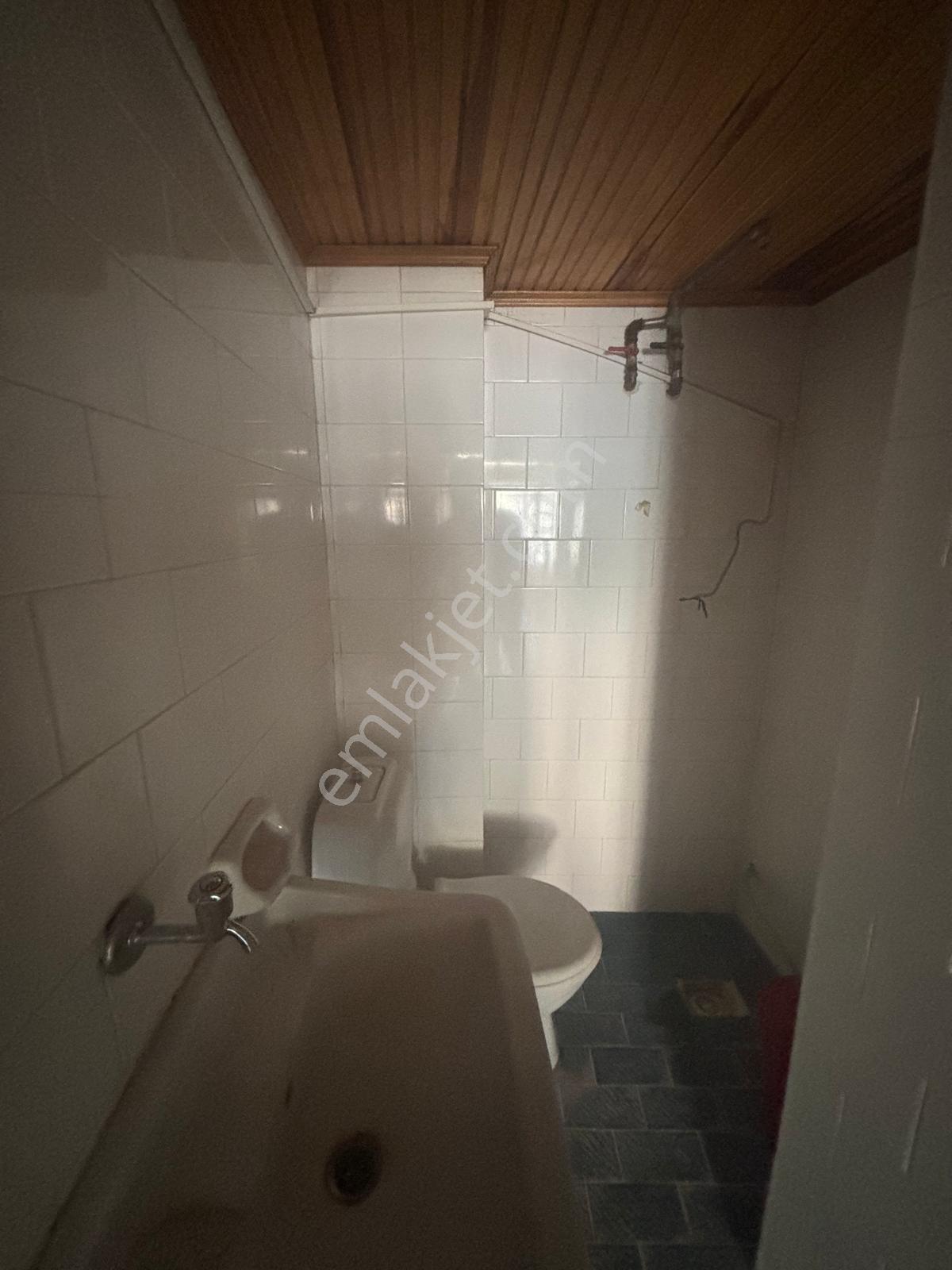 Çizgi 'den Kozak Yolunda 2 Evi 2 Dükkanı Olan Bina Satılık - Görsel 32
