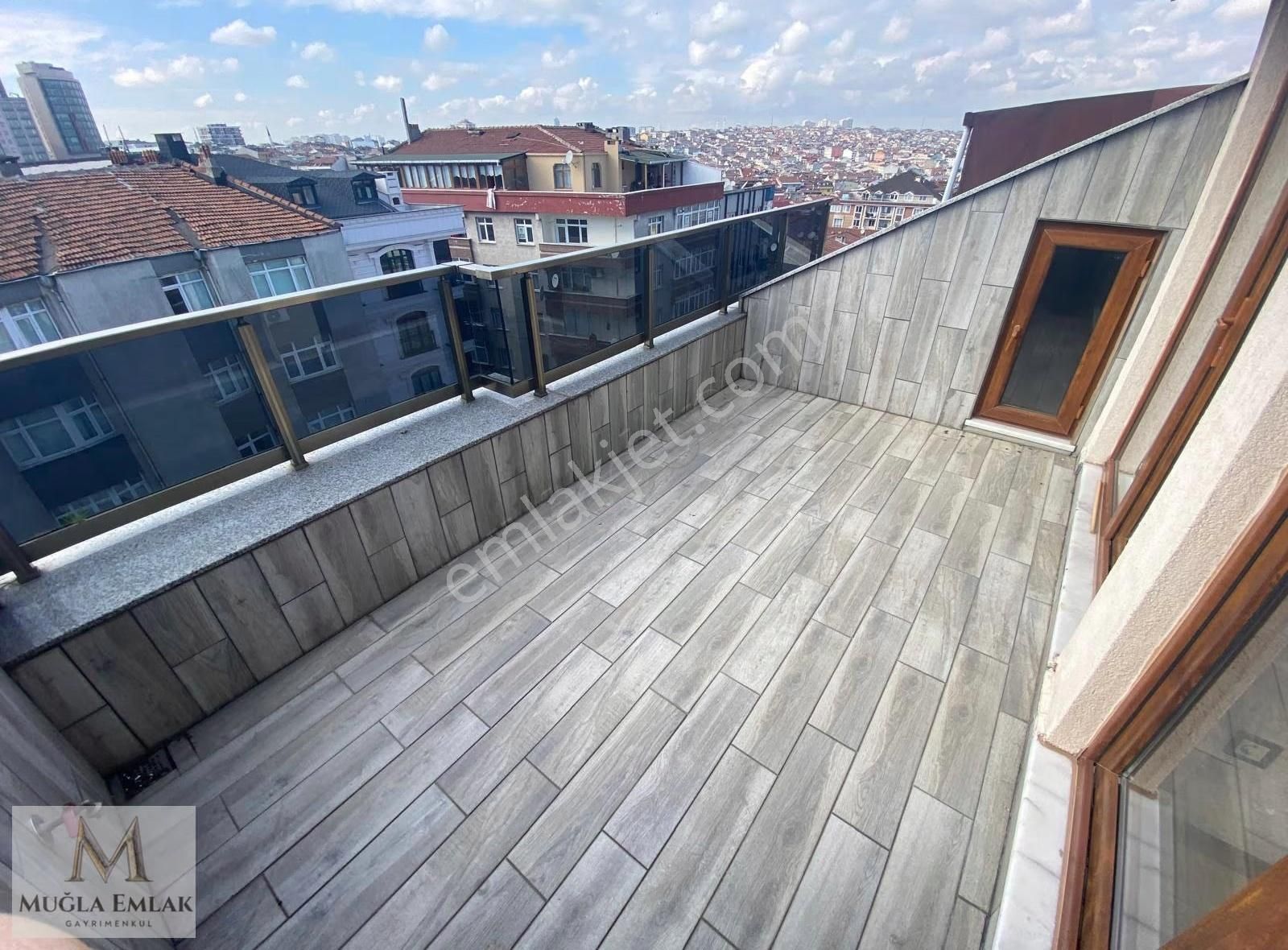Muğla Emlaktan Cadde Üstü 140m 3+1 Asansörlü Ferah Daire - Görsel 8