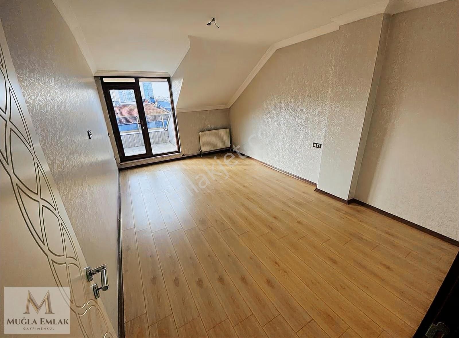 Muğla Emlaktan Cadde Üstü 140m 3+1 Asansörlü Ferah Daire - Görsel 24