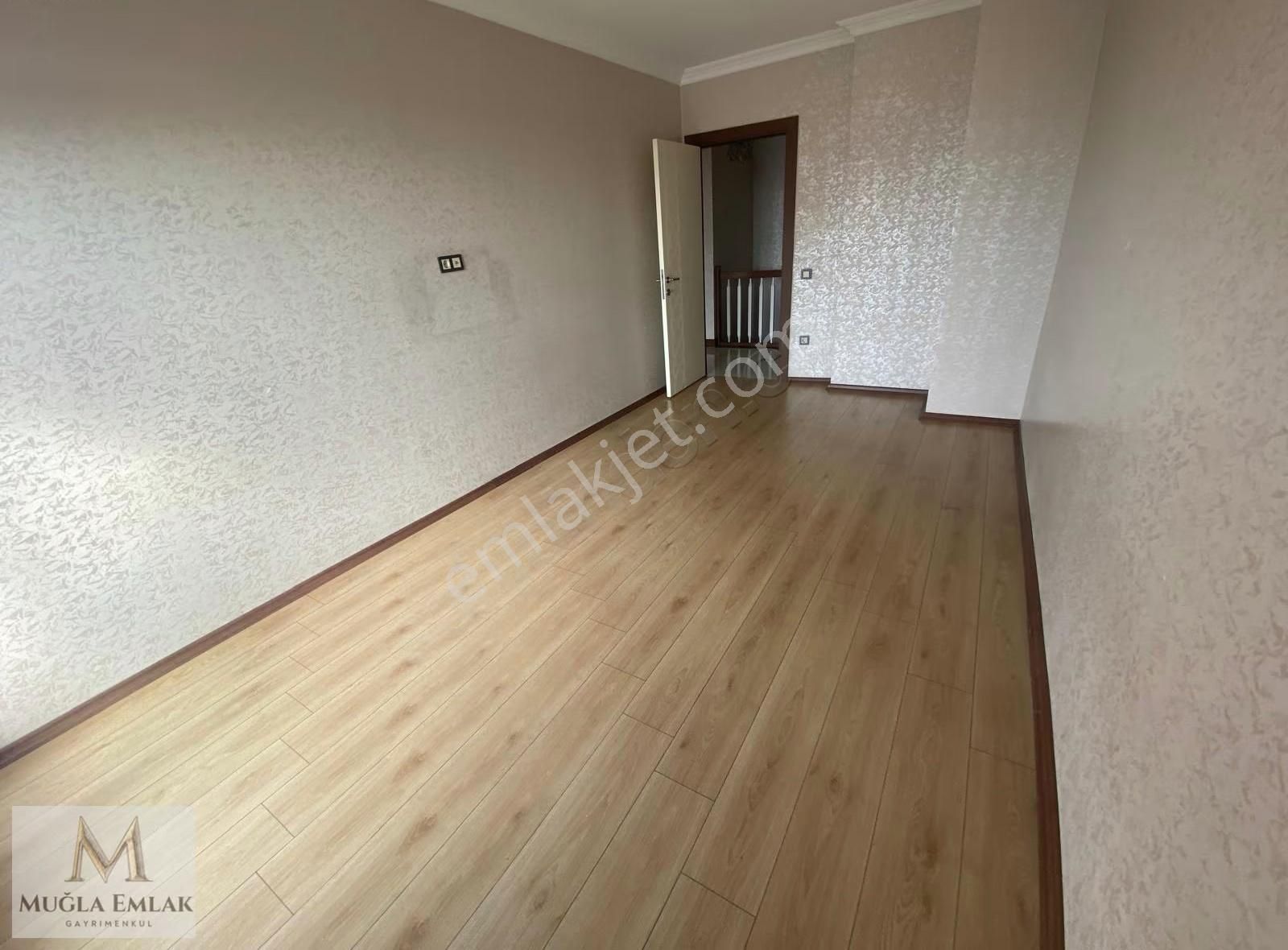Muğla Emlaktan Cadde Üstü 140m 3+1 Asansörlü Ferah Daire - Görsel 5