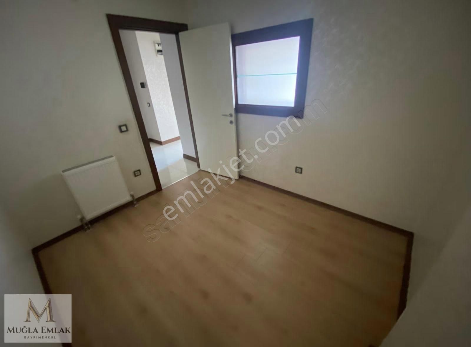Muğla Emlaktan Cadde Üstü 140m 3+1 Asansörlü Ferah Daire - Görsel 4