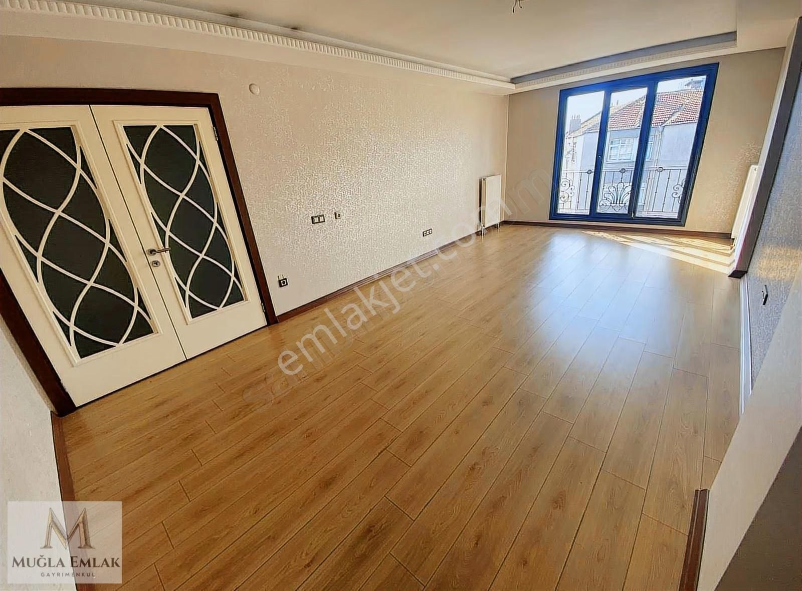 Muğla Emlaktan Cadde Üstü 140m 3+1 Asansörlü Ferah Daire - Görsel 27