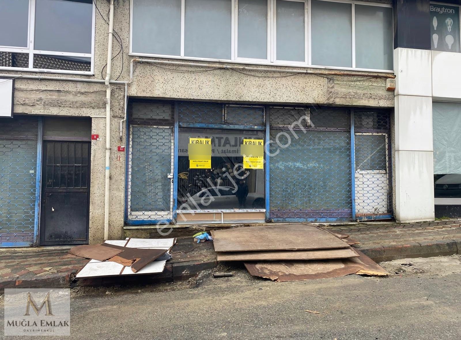 Muğla Emlaktan Avizeciler Sitesi'nde 1 Veya 3adet Kiralık Dükkan - Görsel 2